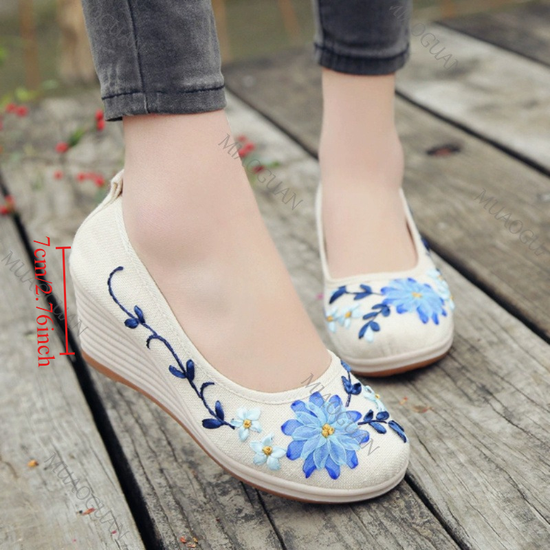 Ethnic And Fashion - İşlemeli Kadın Konforlu Platform Topuklu Ayakkabılar
